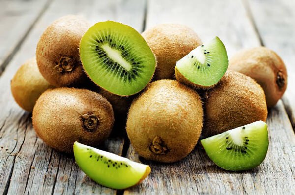 کیوی (Kiwi Plant)